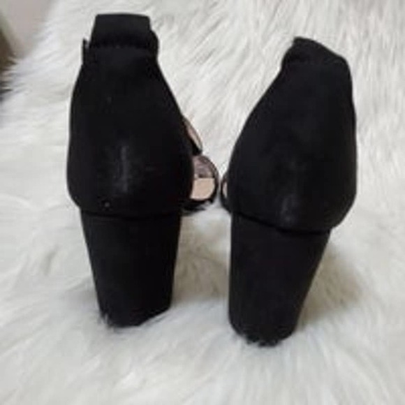 Dream Pairs Black Suede Ankle Strap Pumps- Size 10 - Picture 10 of 11